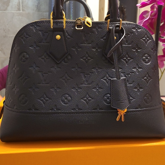 💖 New Louis Vuitton Neo Alma Pm empreinte leather bag. - Picture 12 of 12